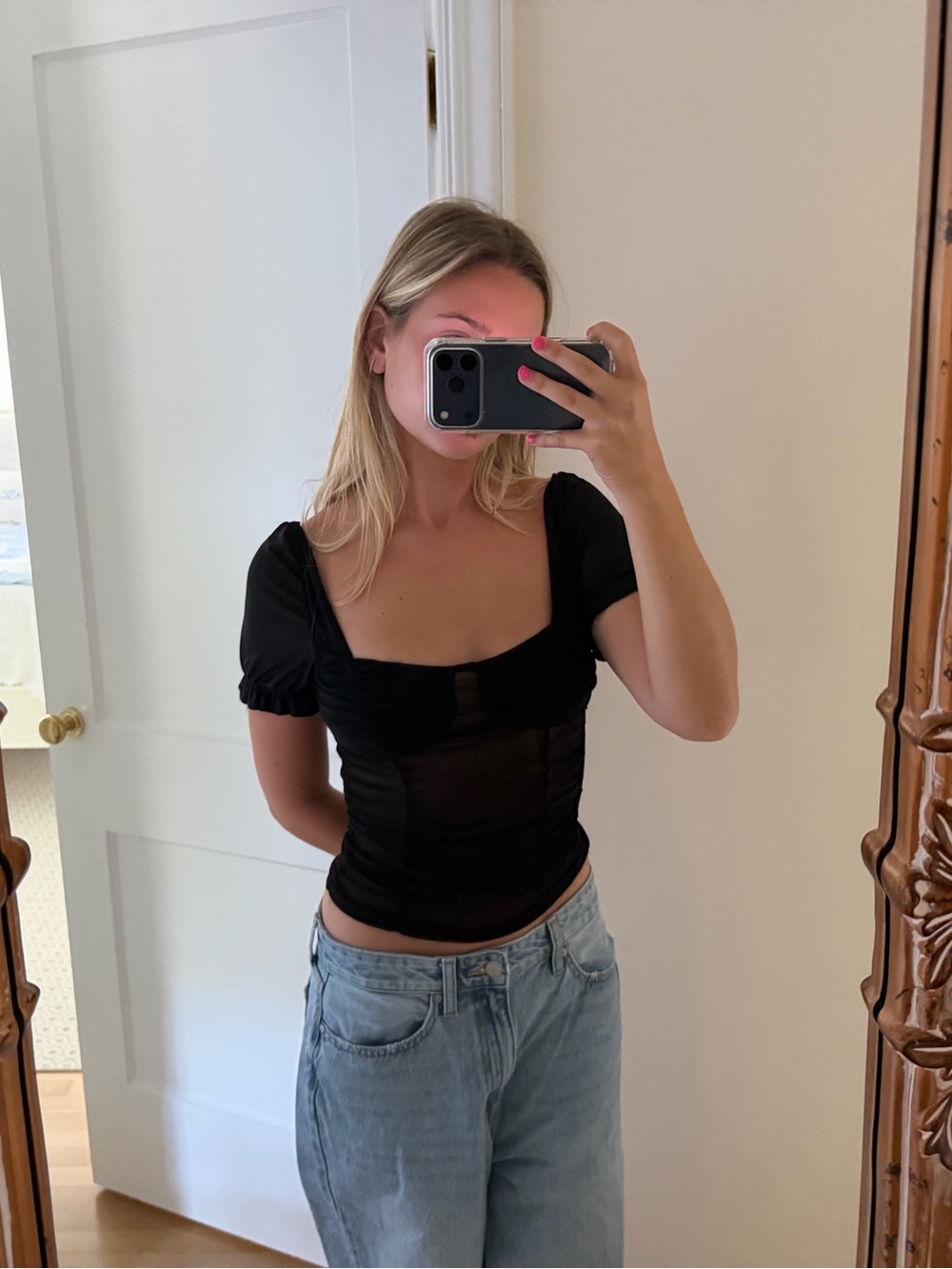 superdown Black Square-Neck Puff Sleeve Crop Top
